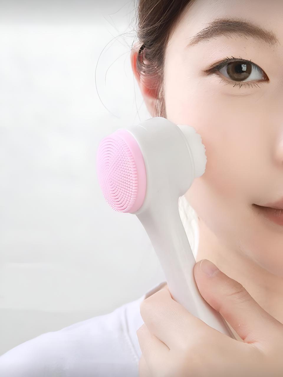 Soft Bristle Silicone Facial Cleansing Brush
